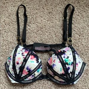 Victoria’s Secret Push Up Bra